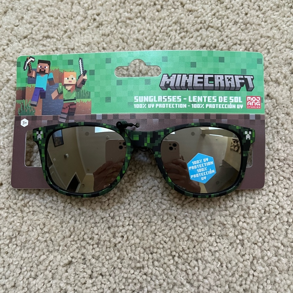 Minecraft kid’s sunglasses NWT